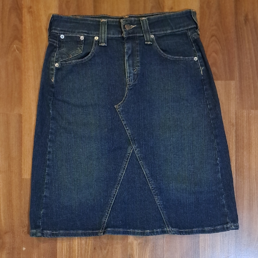 Vintage Levis Classic Dark Blue Denim Pencil Skirt